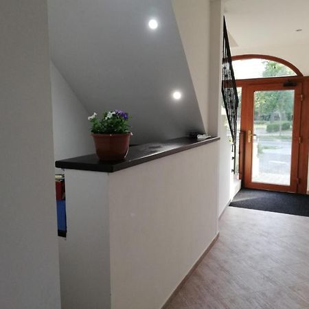 Penzion A Wellness - Jilan, Naves Svobody 39, Оломоуц Екстериор снимка